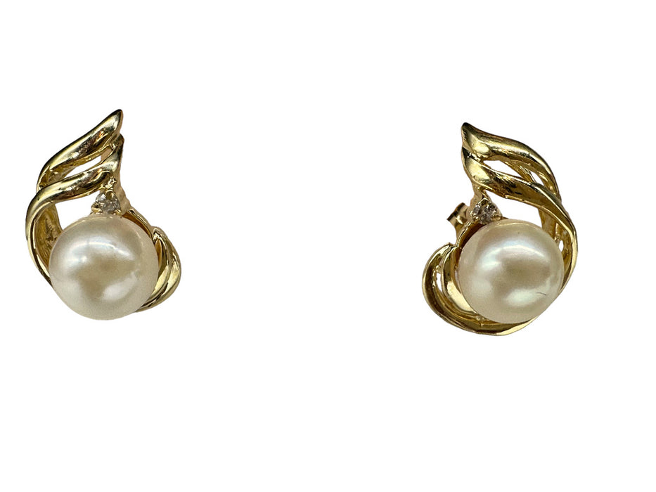 Stud Earring in 14K Gold, Diamond & Pearl Pierced Earrings