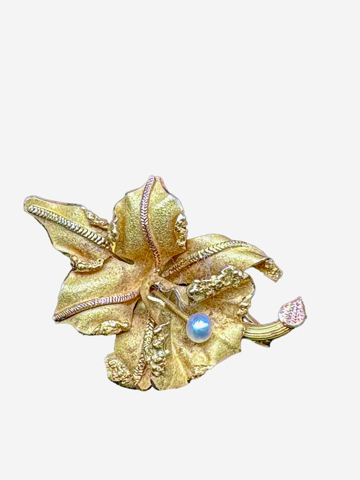 Elegant 18K Yellow Matt Orchid Brooch with Pearl. 1.7”