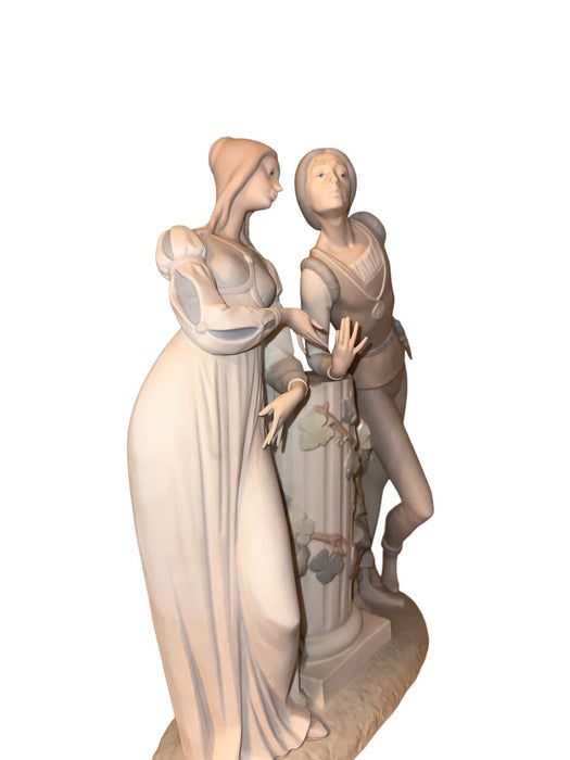 Retired Lladro Romeo and Juliet Porcelain Figurine 18” T, Hand Made In Spain, Matte-EZ Jewelry and Decor