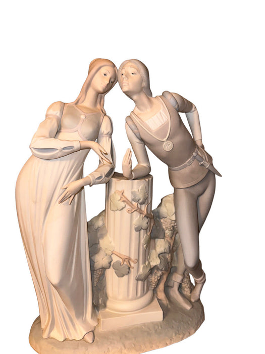 Retired Lladro Romeo and Juliet Porcelain Figurine 18” T, Hand Made In  Spain, Matte