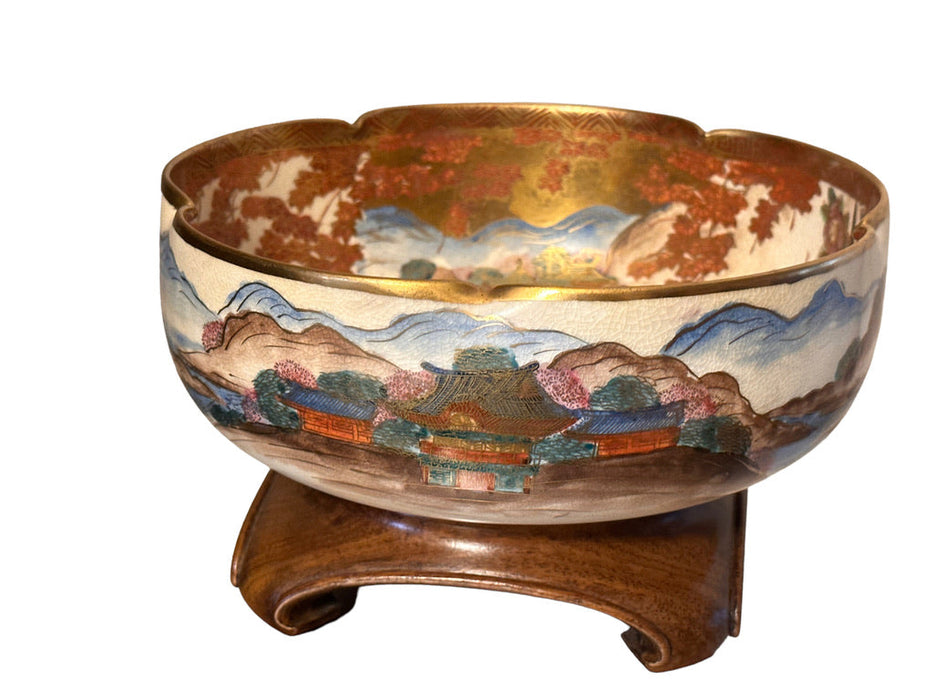 Antique Japanese Satsuma 8.5in Bowl on Wooden Stand, Hand Made & painted. Taisho period Signed & Trimmed in Gold-EZ Jewelry and Decor