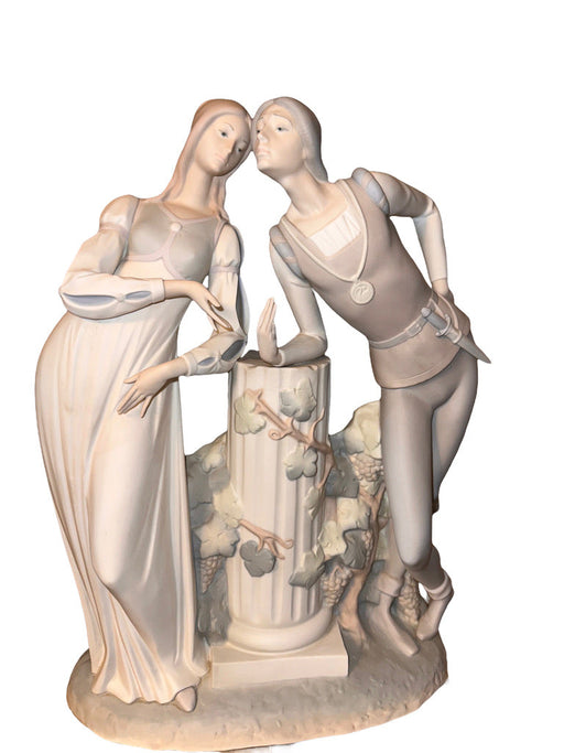 Retired Lladro Romeo and Juliet Porcelain Figurine 18” T, Hand Made In Spain, Matte-EZ Jewelry and Decor
