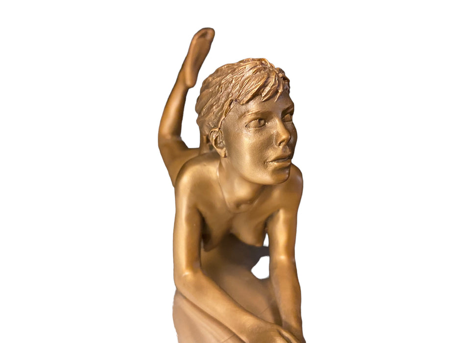 CLASSICAL LADY FIGURINE BRASS STATUE - Buy exclusive brass statues,  collectibles and decor