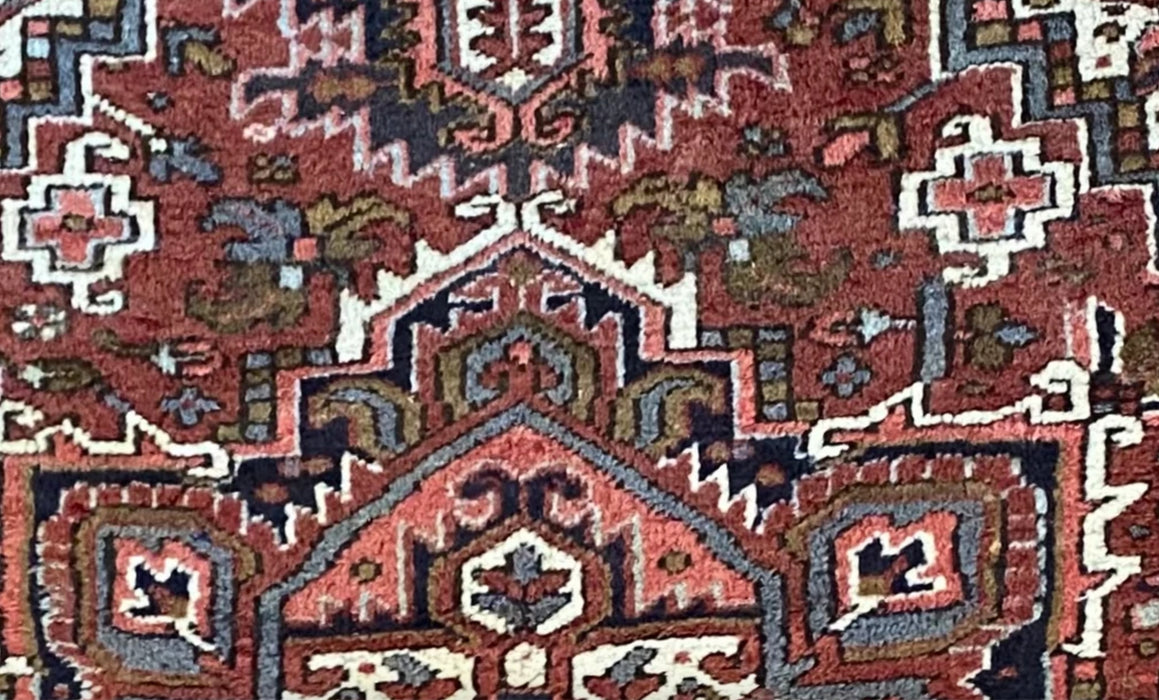 Persian Heriz  hand knotted rug, wool 9’4”x6’7”.-EZ Jewelry and Decor