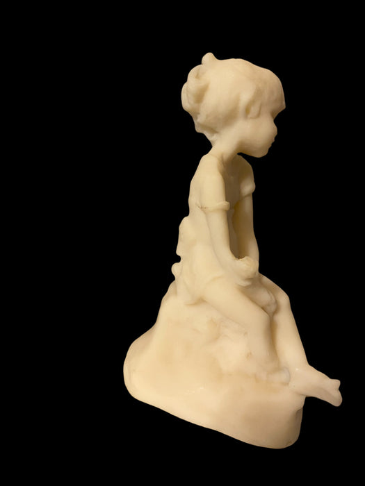 Vintage Avondale “Melissa” Little Girl Figurine. Hand Crafted, Crushed Glass, Signed.  5.5” T-EZ Jewelry and Decor