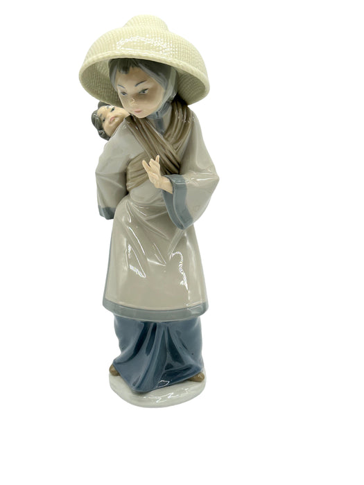 Retired Lladro Chinese With Baby On Her. Hand Made, Hand Painted  In Spain. Porcelain Figurine, Mint in Original Box, Vintage. 10inch tall-EZ Jewelry and Decor
