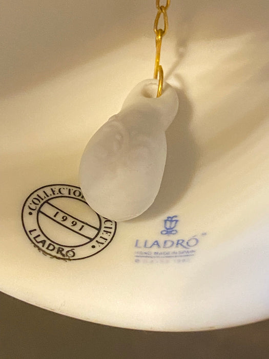 Retired Lladro "1991 Christmas Bell" Porcelain Matte-EZ Jewelry and Decor