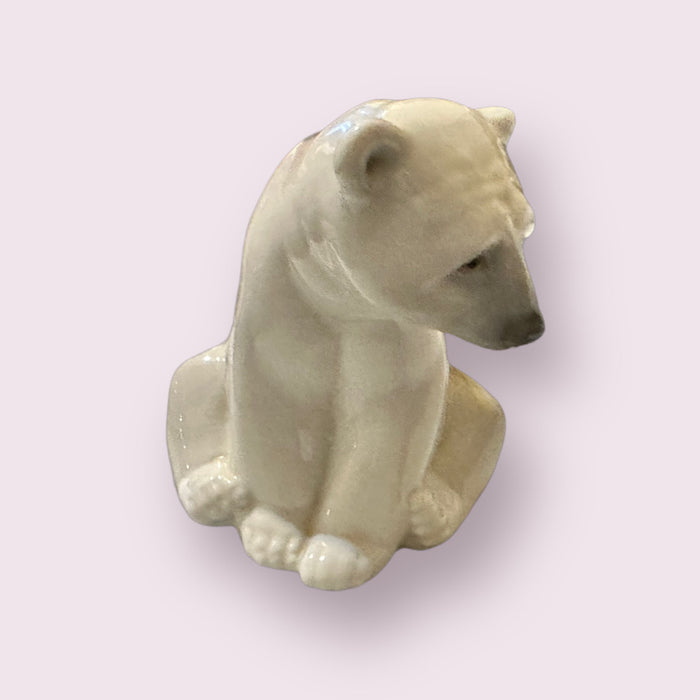 Vintage Lladro Porcelain Polar Bear Seated- 3.5 In. No Box-EZ Jewelry and Decor