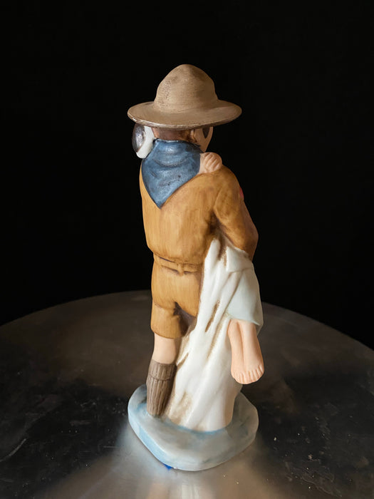 BOY SCOUTS OF AMERICA. "A SCOUT IS HELPFUL." NORMAN ROCKWELL PORCELAIN FIGURINE-EZ Jewelry and Decor